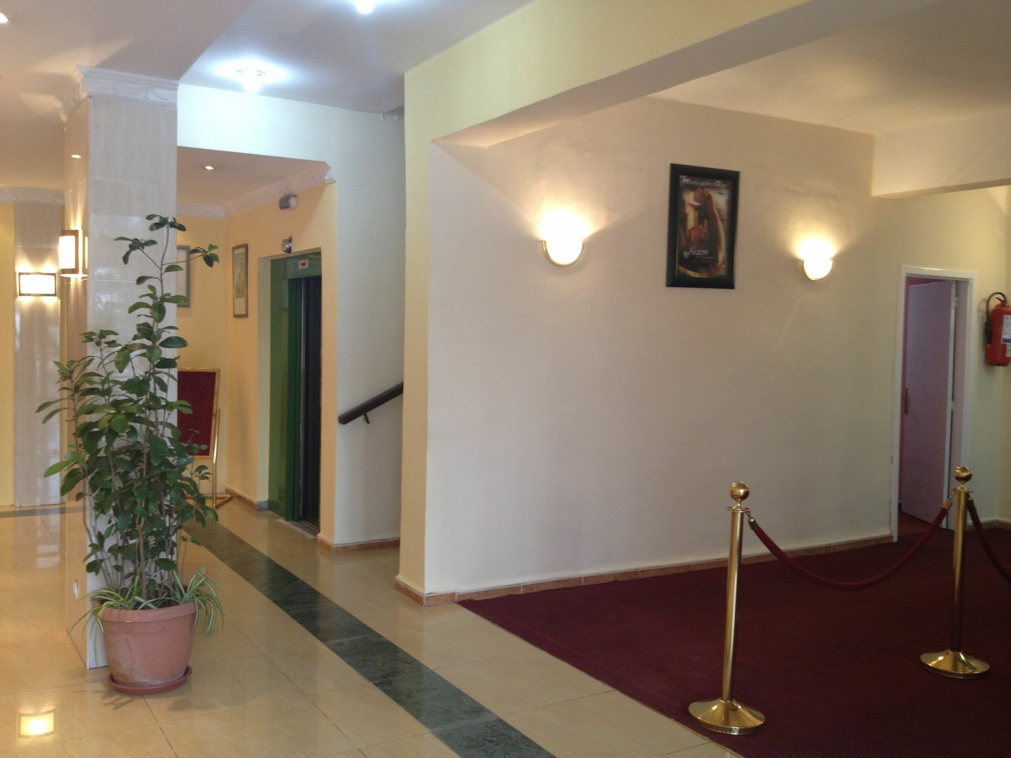 Hotel De L'aeroport Algeri Esterno foto